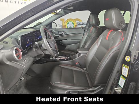 Used 2025 Chevrolet Trax RS w/ Driver Confidence Package FWD image 12