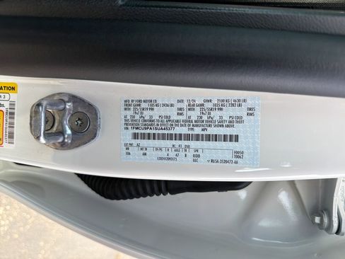 Used 2025 Ford Escape ST-Line Elite w/ Premium Technology Package AWD/4WD image 30