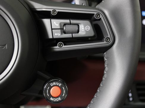 New 2026 Porsche 911 Carrera image 30