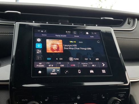 Used 2021 Jeep Grand Cherokee L Laredo w/ Luxury Tech Group I AWD/4WD image 29
