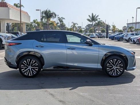 Used 2023 Lexus RZ 450e Premium w/ Accessory Package (Z1) AWD/4WD image 4
