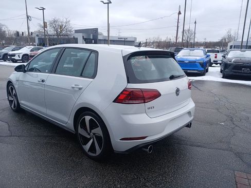 Used 2018 Volkswagen GTI SE w/ SE Leather Package image 6