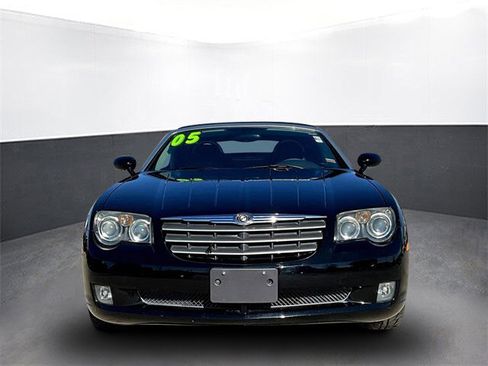 Used 2005 Chrysler Crossfire Limited image 2
