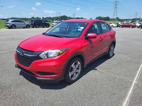 Used 2018 Honda HR-V LX image 1
