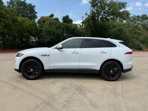 Used 2017 Jaguar F-PACE Prestige AWD/4WD image 3