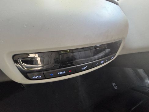 Used 2025 Hyundai Palisade SEL FWD image 23