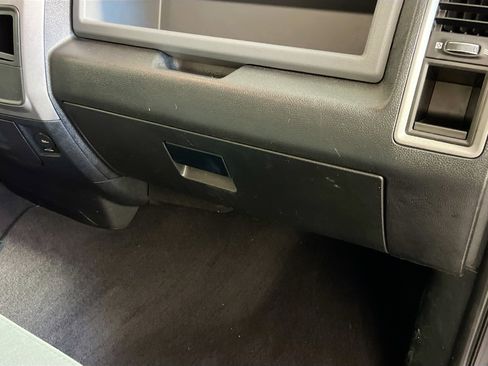 Used 2017 RAM 1500 Express w/ Express Value Package image 34