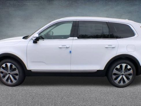 Used 2022 Kia Telluride EX w/ EX Premium Package image 14