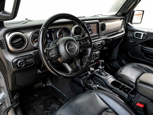 Used 2020 Jeep Wrangler Unlimited Sport S AWD/4WD image 4