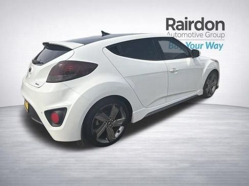 Used 2015 Hyundai Veloster Turbo w/ Option Group 04 FWD image 6
