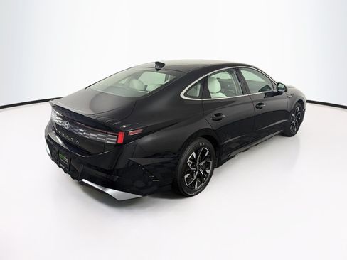 Used 2025 Hyundai Sonata SEL FWD image 9