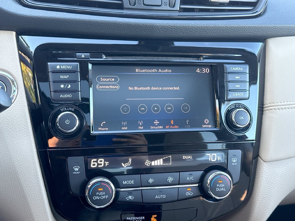 Used 2020 Nissan Rogue SL w/ Premium Package FWD image 12