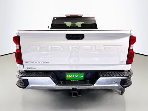 Used 2023 Chevrolet Silverado 2500 LT w/ Convenience Package image 8