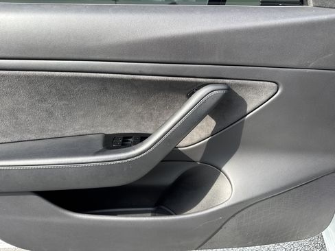 Used 2019 Tesla Model 3 Standard Range Plus RWD image 14