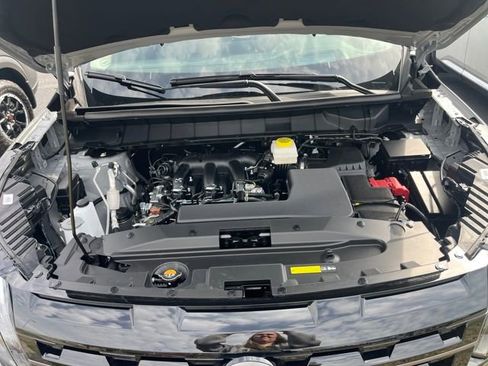 New 2026 Nissan Pathfinder Platinum image 30