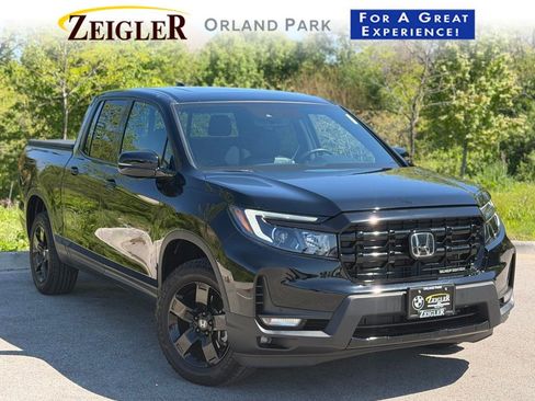 Used 2025 Honda Ridgeline Black Edition image 1