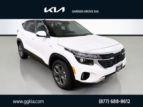 New 2026 Kia Seltos LX image 1