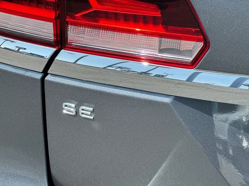 Certified 2023 Volkswagen Atlas SE image 28