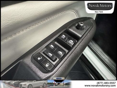 Used 2023 Jeep Compass Limited w/ Elite Group AWD/4WD image 19