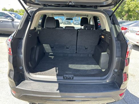Used 2018 Ford Escape SE w/ SE Sport Appearance Package AWD/4WD image 8