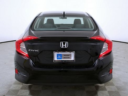 Used 2017 Honda Civic EX-T image 8