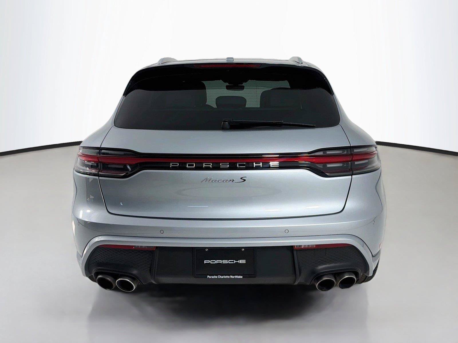 Certified 2023 Porsche Macan S AWD/4WD image 19