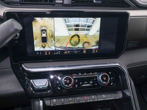 New 2026 GMC Sierra 2500 Denali w/ Denali Reserve Package image 18