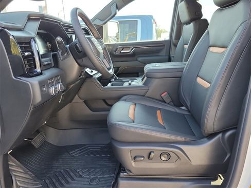 New 2026 GMC Sierra 3500 AT4 w/ AT4 Premium Plus Package image 15