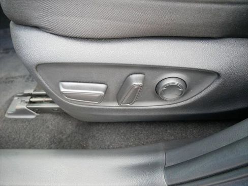 Certified 2025 Toyota RAV4 XLE AWD/4WD image 15