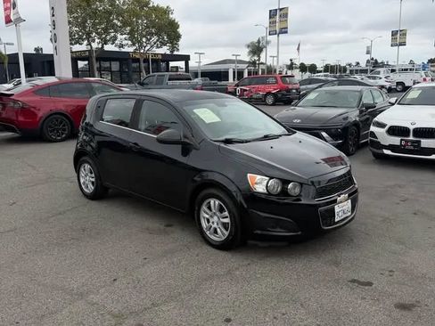 Used 2014 Chevrolet Sonic LT FWD image 3