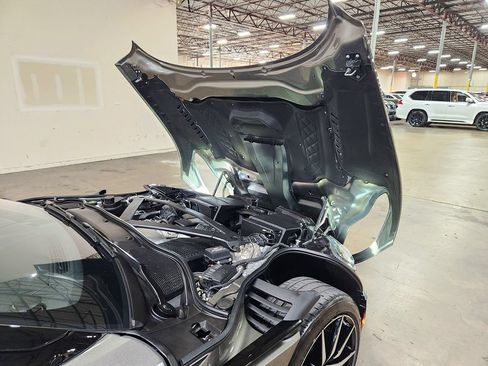 Used 2021 Aston Martin DB11 Coupe RWD image 43
