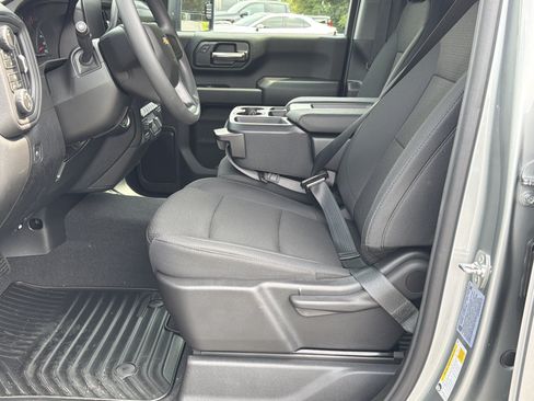 New 2026 Chevrolet Silverado 3500 W/T AWD/4WD image 9