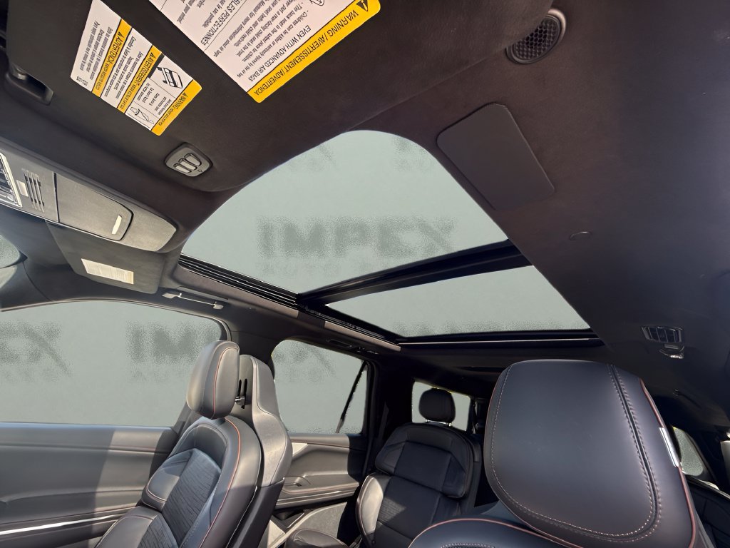 Used 2026 Lincoln Navigator L Black Label AWD/4WD image 10
