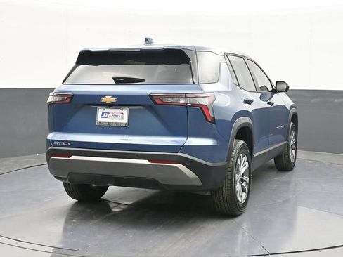 New 2026 Chevrolet Equinox LT FWD image 11
