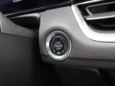 Used 2024 Chevrolet TrailBlazer LT w/ Convenience Package FWD image 34