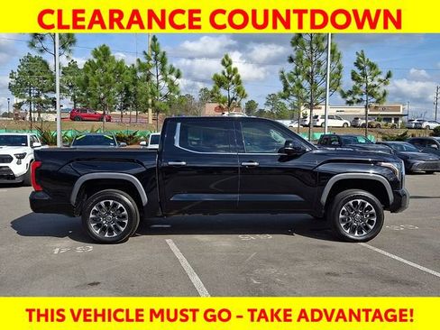 Used 2024 Toyota Tundra Limited image 9