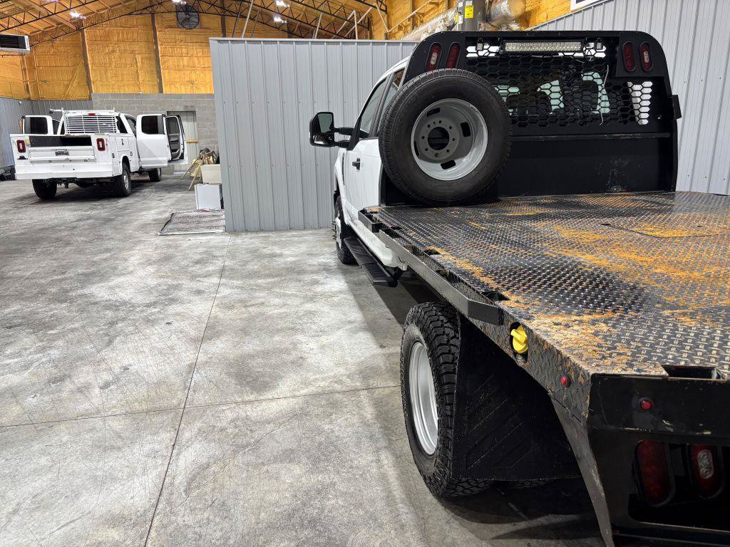 Used 2022 Ford F350 XL w/ Power Equipment Group AWD/4WD image 9
