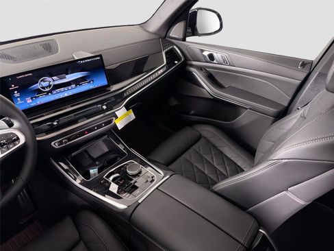 New 2026 BMW X5 xDrive40i AWD/4WD image 24