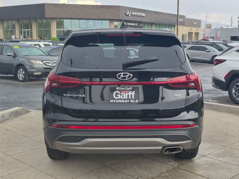 Certified 2023 Hyundai Santa Fe SE AWD/4WD image 5