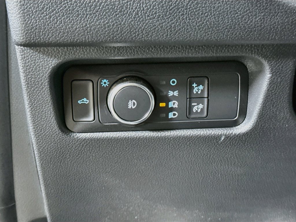 Used 2025 Ford Ranger XLT w/ Equipment Group 301A High AWD/4WD image 10