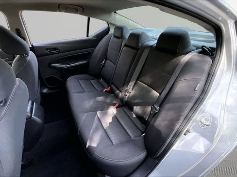 Used 2024 Nissan Altima 2.5 SV FWD image 18