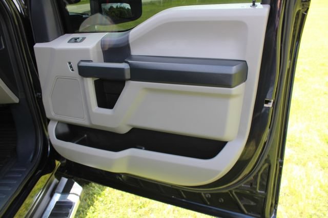 Used 2022 Ford F250 XL w/ STX Appearance Package AWD/4WD image 32