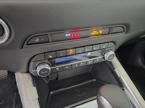New 2025 MAZDA CX-5 AWD 2.5 S w/ Premium Plus Pkg image 17