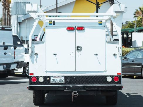Used 2017 Ford F350 XL w/ Power Equipment Group image 7