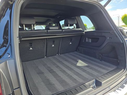 Used 2023 Mercedes-Benz EQB 300 4MATIC image 22