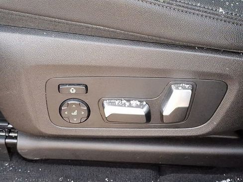 Used 2019 BMW X3 xDrive30i w/ Premium Package image 16