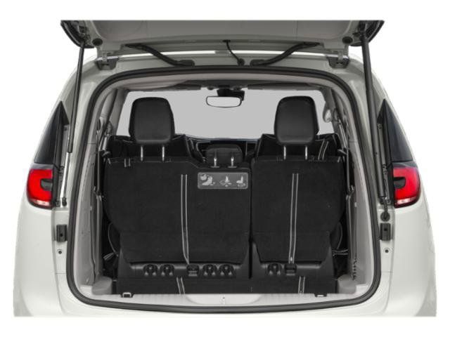 Used 2022 Chrysler Pacifica Touring-L FWD image 14