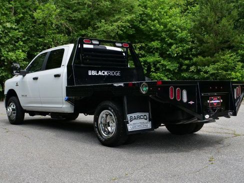 Used 2024 RAM 3500 SLT w/ Quick Order Package 2YG SLT AWD/4WD image 7