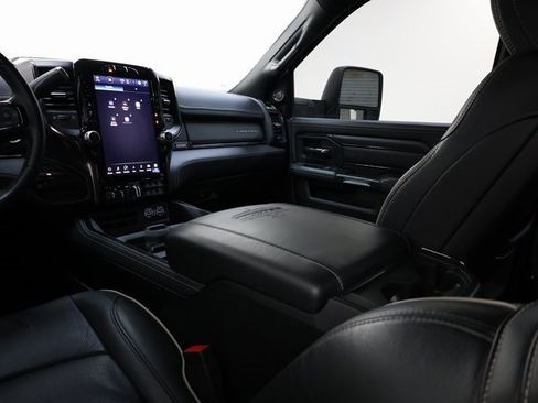 Used 2024 RAM 3500 Limited w/ Night Edition image 86