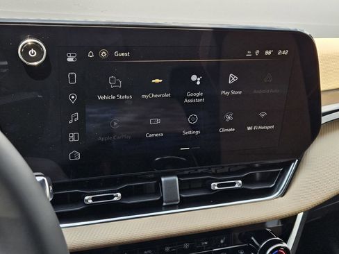 New 2026 Chevrolet Equinox ACTIV w/ Safety and Technology Package image 18